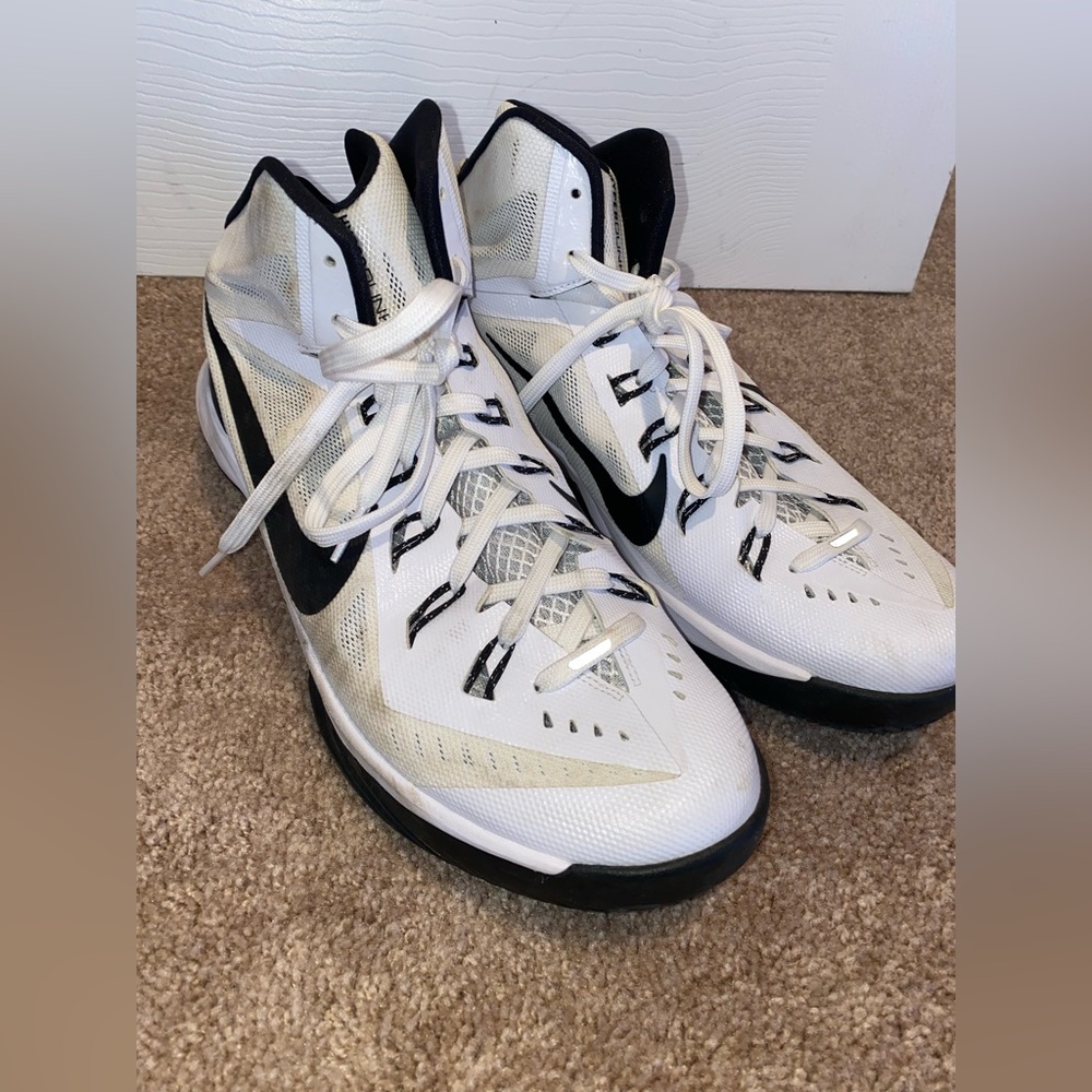 Nike Lunarlon HyperDunk basketball shoes, size 12 mens
